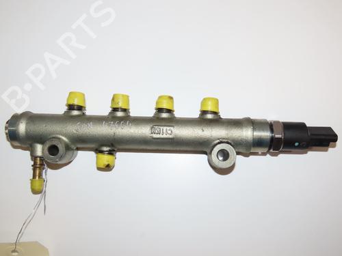 Used Injection rail PEUGEOT 206 Hatchback (2A/C) 1.4 HDi eco 70 (68 hp) 16555572