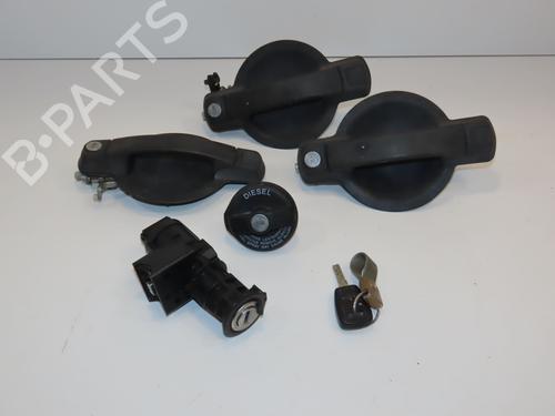 Used Electronic module Electronic module FIAT DOBLO Box Body/MPV (223_) 1.3 D Multijet (75 hp) 28829704 28829704