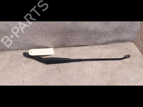Used Front windshield wiper arm DACIA DUSTER (HS_) 1.5 dCi (HSMC) (107 hp) 14881267