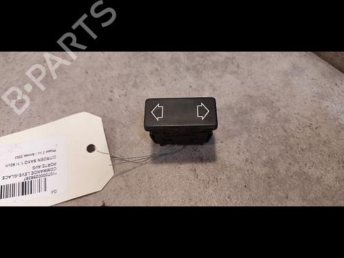 Used Left front window switch Left front window switch CITROËN SAXO (S0, S1) 1.1 X, SX (60 hp) 9610495 9610495