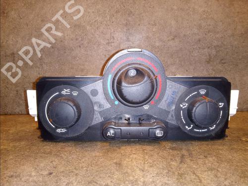 Used Climate control Climate control RENAULT SCÉNIC II (JM0/1_) 1.5 dCi (JM0F) (82 hp) 9821705 9821705