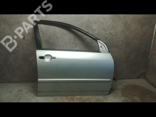 Used Right front door TOYOTA COROLLA (_E12_) 1.4 D (NDE120_, NDE120R) (90 hp) 9614045