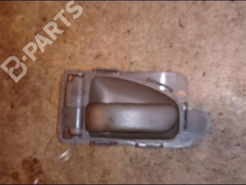 Venstre bak invendig håndtak CITROËN XSARA PICASSO (N68) 2.0 HDi (90 hp) 9693810