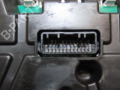 instrument-cluster-renault-clio-iv-bh_-2012-2013-2014-2015-2016-2017-2018-2019-2020-2021-24358901 main image