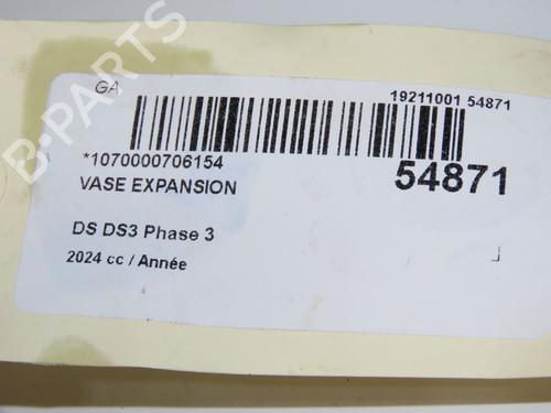 Used Expansion tank DS DS 3 / DS 3 CROSSBACK (UR_, UC_, UJ_) 1.2 PureTech 130 (URHNSS) (131 hp) 31843270