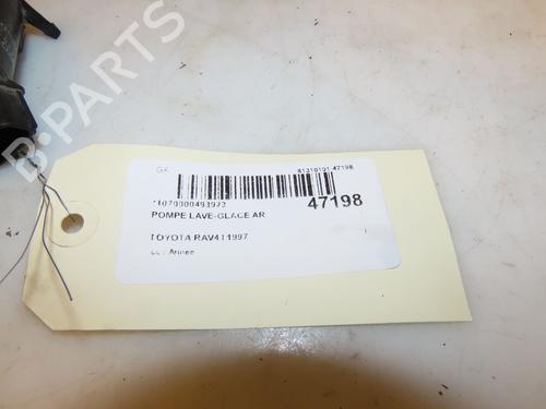Used Washer pump TOYOTA RAV 4 I Cabrio (_A1_) 2.0 4WD (SXA10) (129 hp) 16586555