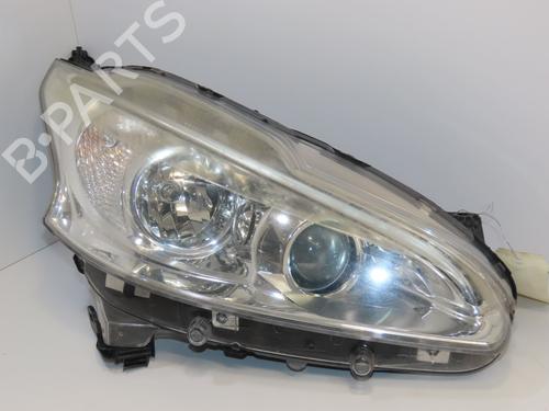 Used Right headlight PEUGEOT 208 I (CA_, CC_) 1.6 HDi (92 hp) 28969431