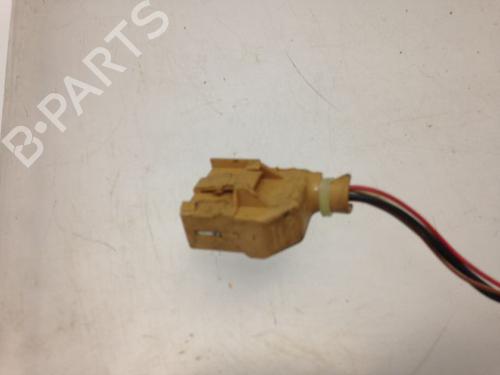 Used Left mirror AUDI A4 B7 (8EC) 2.0 TDI 16V (140 hp) 9592700