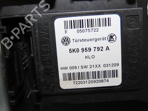 Mechanizm podnoszenia szyby przedniej prawej VW EOS (1F7, 1F8) 2.0 TDI | BP30824922C23