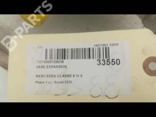 Expansion tank MERCEDES-BENZ E-CLASS Coupe (C207) E 350 CDI (207.322) | BP9598949C120 