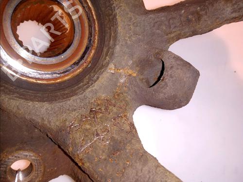Used Right front steering knuckle Right front steering knuckle RENAULT CLIO II (BB_, CB_) 1.5 dCi (B/CB3M) (64 hp) 14876312 14876312