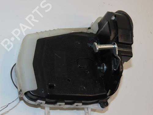 Rear left lock TOYOTA YARIS (_P13_) 1.5 Hybrid (NHP130_, NHP130) | BP28802125C100 