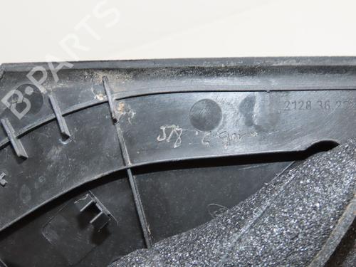 Rétroviseur droit Rétroviseur droit FORD FIESTA V (JH_, JD_) 1.25 16V (75 hp) 33249679 33249679