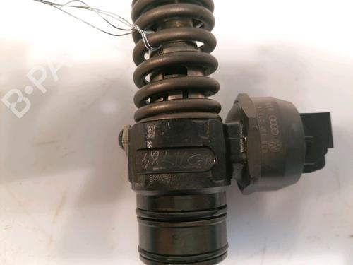 Injector VW TOURAN (1T1, 1T2) 1.9 TDI | BP15813359M100 