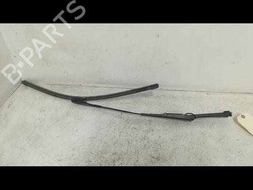 Used Front windshield wiper arm AUDI A1 (8X1, 8XK) 1.2 TFSI (86 hp) 14881131
