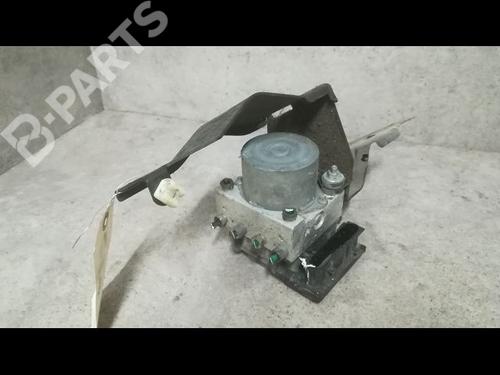Used ABS pump RENAULT CLIO II (BB_, CB_) 1.5 dCi (B/C2J) (68 hp) 9610088