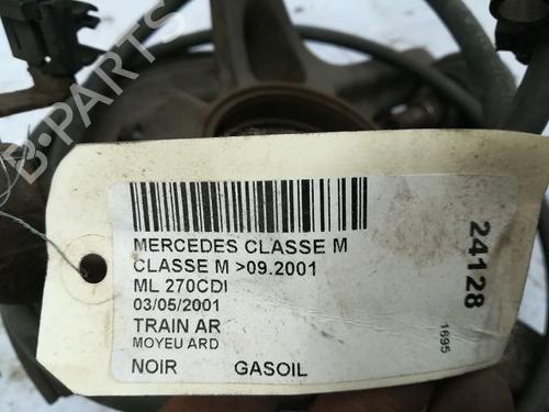 Used Right rear steering knuckle Right rear steering knuckle MERCEDES-BENZ M-CLASS (W163) ML 270 CDI (163.113) (163 hp) 36494044 36494044