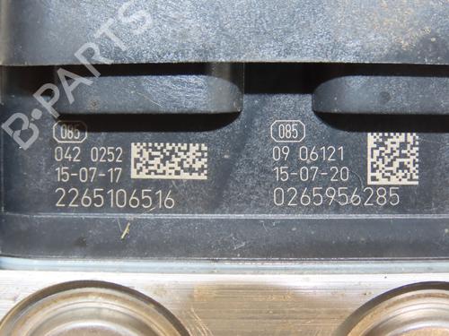 Módulo de ABS RENAULT KANGOO Express (FW0/1_) 1.5 dCi 90 (FW0G, FW05, FW08, FW11) (90 hp) 30556731