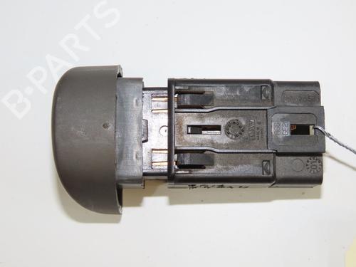 Pulsante luci di emergenza RENAULT SCÉNIC I MPV (JA0/1_, FA0_) 2.0 16V (JA1B, JA1D, JA0C) | BP29739513I22 