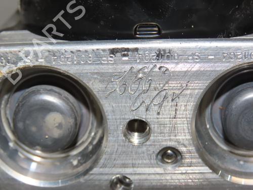 ABS Bremseaggregat RENAULT MEGANE III Hatchback (BZ0/1_, B3_) 1.2 TCe (BZ2B, BZ11) | BP30955804M43