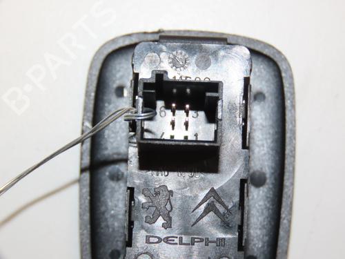Right rear window switch CITROËN C5 III Break (RW_) 2.0 HDi 180 | BP28831768I28
