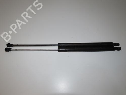 Used Tailgate lift support Tailgate lift support RENAULT LAGUNA III (BT0/1) 3.0 dCi (BT03, BT13) (235 hp) 32037961 32037961