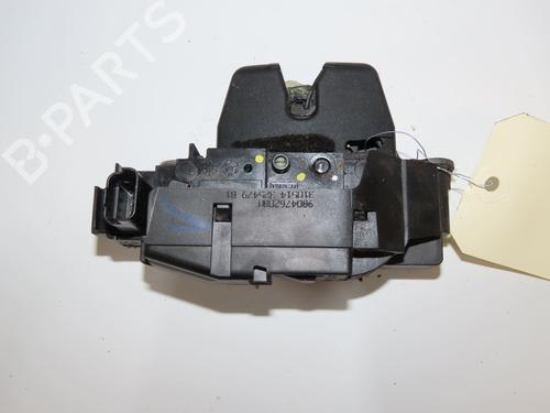 tailgate-lock-citroen-c4-cactus-2014-33948437 main image