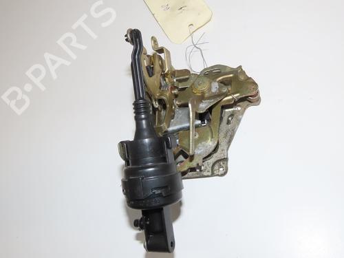 Rear left lock MERCEDES-BENZ E-CLASS (W210) E 320 CDI (210.026) | BP32399709C100