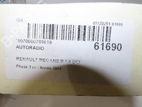 radio-renault-megane-iii-hatchback-bz01_-b3_-2008-40110685 main image