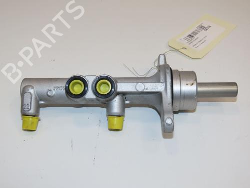 Used Brake master cylinder RENAULT TRAFIC III Van (FG_) 1.6 dCi 125 (FGMH) (125 hp) 28967662