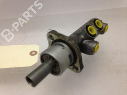 Used Brake master cylinder PEUGEOT 406 Coupe (8C) 2.0 16V (136 hp) 9593360