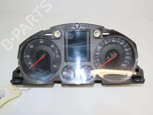 Used Instrument cluster VW PASSAT B6 (3C2) 2.0 TDI 16V (140 hp) 32511446