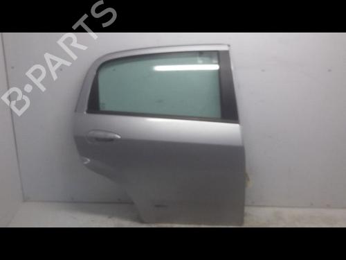 Used Right rear door Right rear door FIAT GRANDE PUNTO (199_) 1.3 D Multijet (199.AXD11, 199.AXD1A, 199.AXD1B,... (90 hp) 9602376 9602376