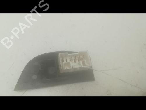Used Right rear window switch Right rear window switch FIAT MULTIPLA (186_) 1.9 JTD (186AXE1A) (120 hp) 9599354 9599354