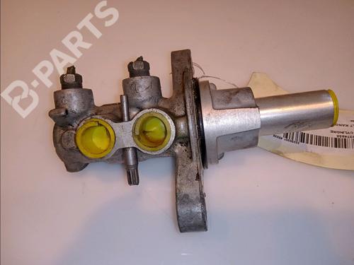 Used Brake master cylinder RENAULT KANGOO Express (FW0/1_) 1.5 dCi 110 (FW06, FW12) (110 hp) 11100469