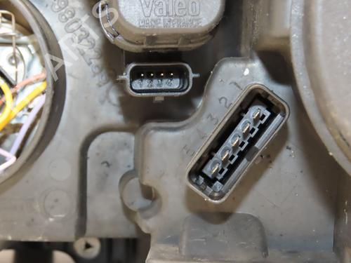 Højre forlygte RENAULT LAGUNA II (BG0/1_) 2.2 dCi (BG0F) (150 hp) 28969414
