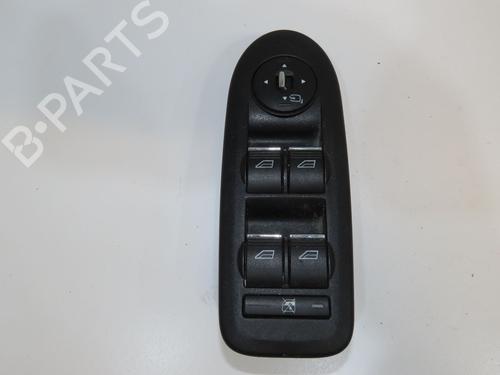 Used Left front window switch Left front window switch FORD C-MAX (DM2) 1.8 TDCi (115 hp) 36246757 36246757
