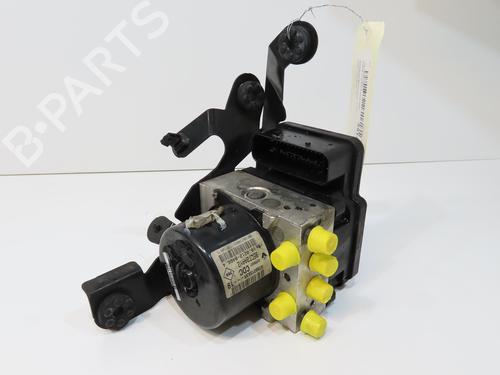 Used ABS pump ABS pump RENAULT MEGANE III Hatchback (BZ0/1_, B3_) 1.5 dCi (BZ09, BZ0D, BZ1W, BZ29, BZ14) (110 hp) 33770374 33770374