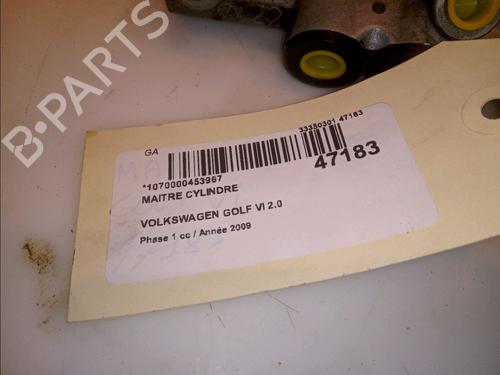 Brake master cylinder VW GOLF VI (5K1) 2.0 TDI | BP14950818M77