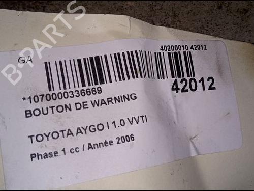 Used Warning switch TOYOTA AYGO (_B1_) 1.0 (KGB10_, KGB10R) (68 hp) 9619499