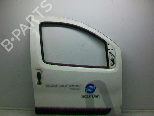 Used Right front door Right front door 23175957 23175957