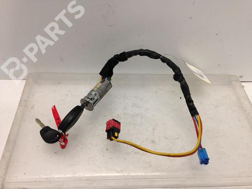 Used Ignition barrel Ignition barrel CITROËN XSARA (N1) 1.9 D (70 hp) 9594340 9594340