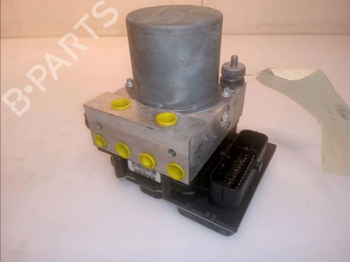 ABS Bremseaggregat PEUGEOT 5008 (0U_, 0E_) 1.6 BlueHDi 120 (120 hp) 15395374
