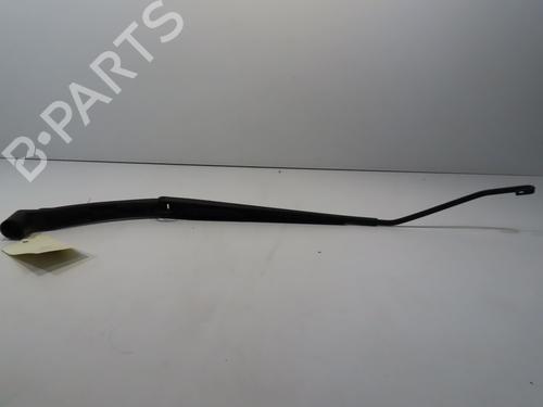 Front windshield wiper arm RENAULT KADJAR (HA_, HL_) 1.2 TCe 130 (HLMR) | BP28802351C143 