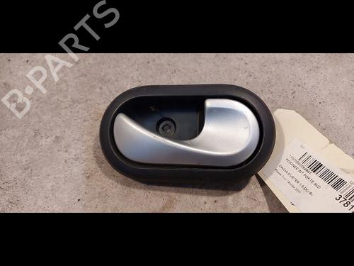 front-right-interior-door-handle-dacia-duster-hs_-15-dci-hsmc-8200735218-2010-2011-2012-2013-2014-2015-2016-2017-2018-9611975 main image