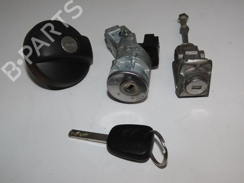 Elektronisk modul CITROËN C3 Picasso (SH_) 1.6 HDI 90 | BP31056225M83