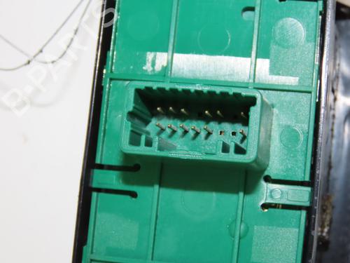 left-front-window-switch-renault-scenic-iii-jz01_-2008-2009-2010-2011-2012-2013-2014-2015-2016-32308413 main image