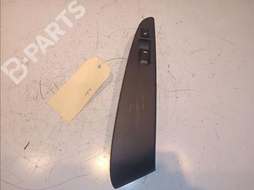 left-rear-window-switch-hyundai-ix35-lm-el-elh-20-crdi-4wd-935802s1109p-2009-2010-2011-2012-2013-2014-2015-2016-11103560 main image