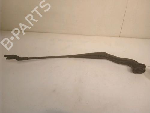 Used Front windshield wiper arm Front windshield wiper arm 15886244 15886244