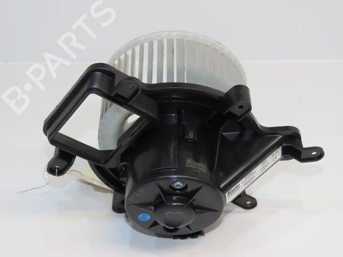 Moteur de chauffage PEUGEOT 5008 (0U_, 0E_) 1.6 HDi (114 hp) 30916887